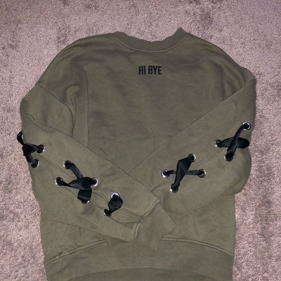 Green lace up crew neck - Picture 2 of 4